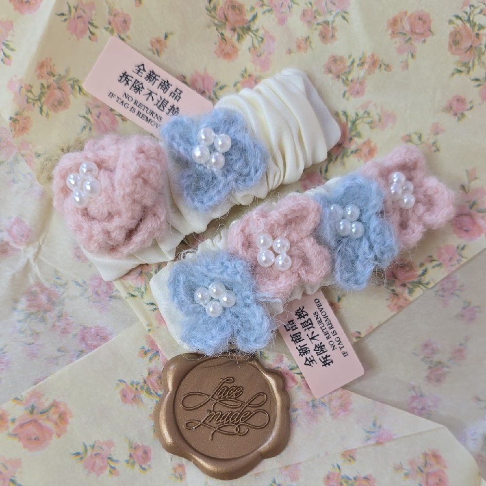 NWT Lacemade Rose Tide Hair Clips Set of 2 Pink, Blue, Cream